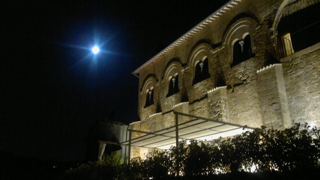 אורביאטו Locanda Palazzone מראה חיצוני תמונה