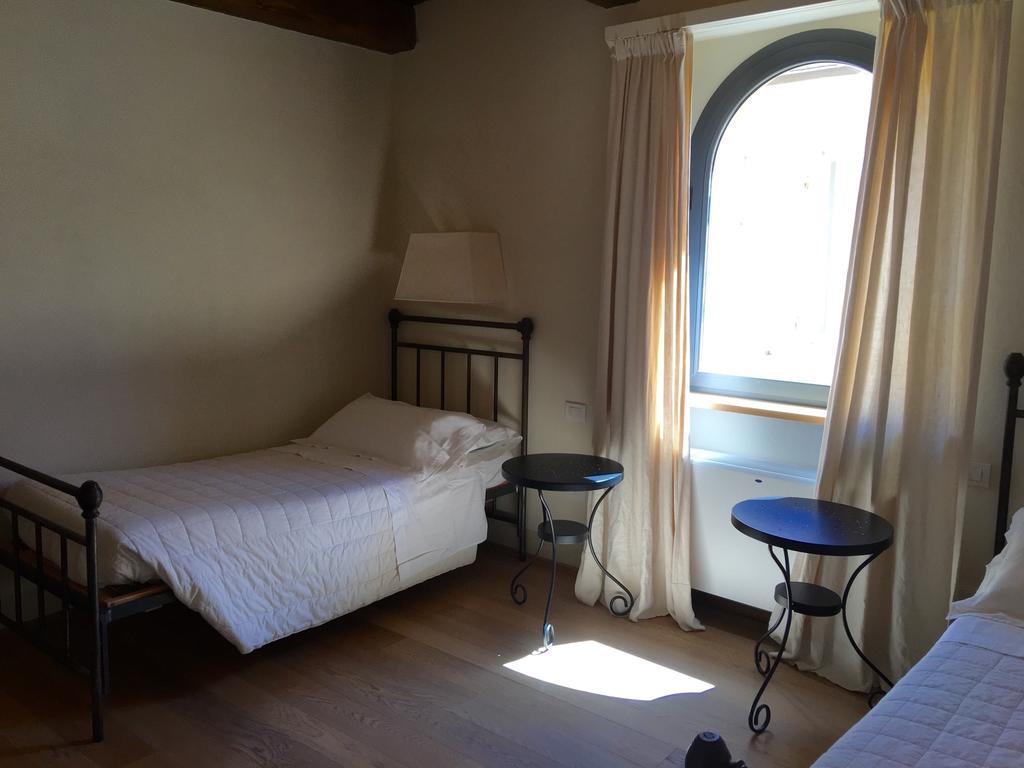 אורביאטו Locanda Palazzone מראה חיצוני תמונה